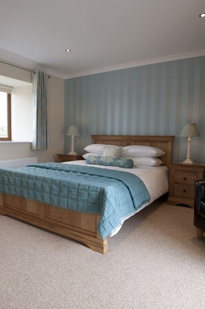 Room, 1 Double Bed, Non Smoking | Free WiFi, bed sheets, wheelchair access