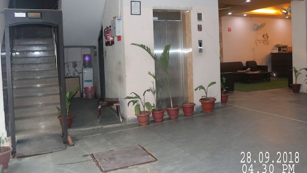 Lobby - Hotel Aero Fly (New Delhi)