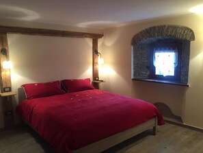 Double Room | Individually furnished, free WiFi, bed sheets - B&B La Boule de Neige (Pre-Saint-Didier)