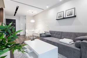 Deluxe Apartment | Living area | LED TV, Netflix
