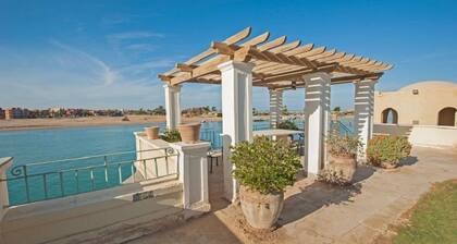 Chic 4-Bedroom White Villa for Rent in El Gouna Egypt