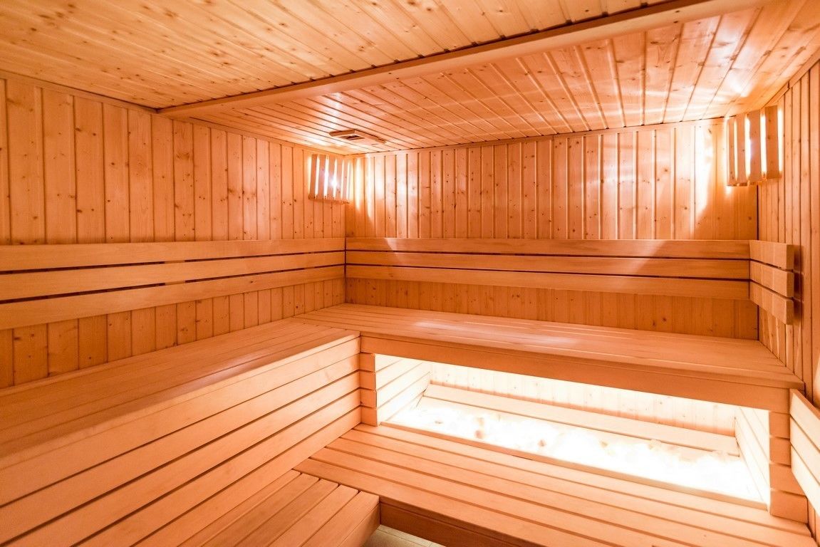 couples treatment room(s), body treatments, body scrubs, facials