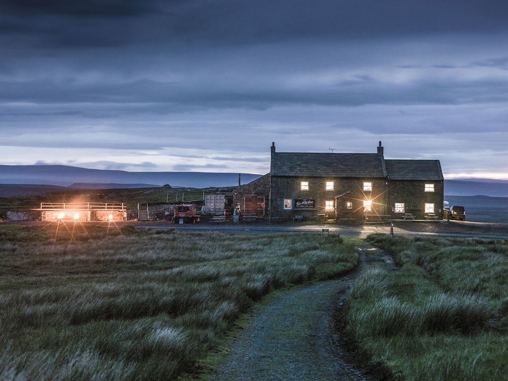 Tan Hill Inn by null