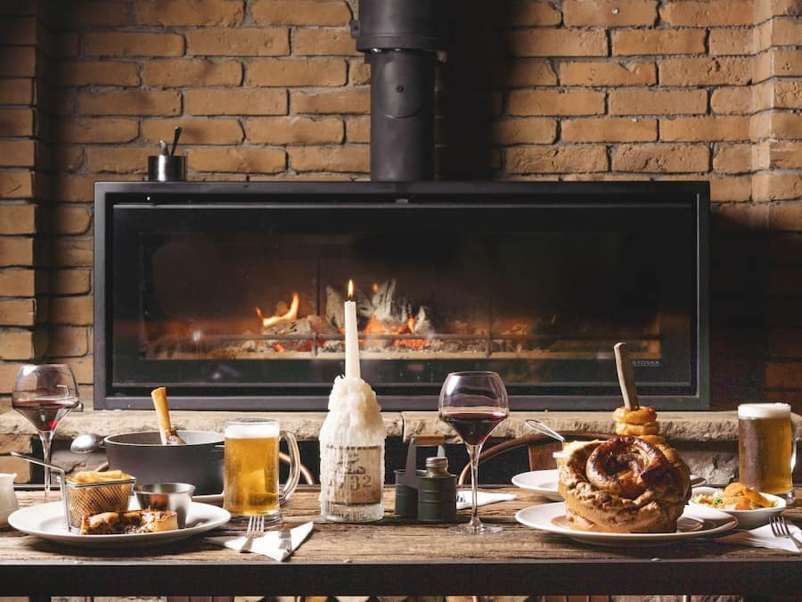 Lunch and dinner served, local cuisine