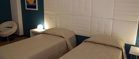 Double or Twin Room | Desk, free cribs/infant beds, free WiFi