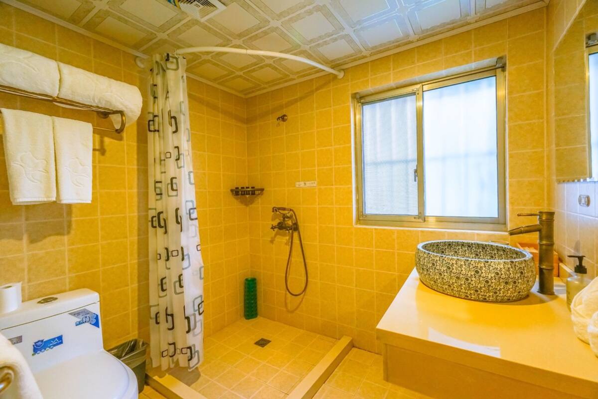 Traditional Double Room | Blackout drapes