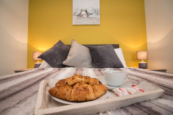 Free WiFi, bed sheets - The Metro by SA Geek (Manchester)