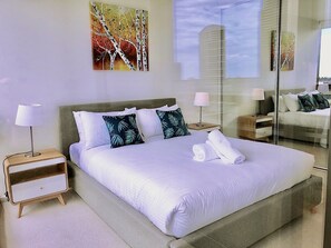 2 habitaciones, tabla de planchar con plancha y wifi gratis 