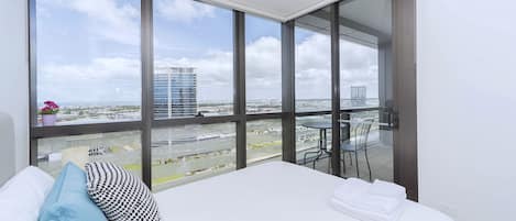 Apartamento, 2 habitaciones | 2 dormitorios, escritorio, sistema de insonorización