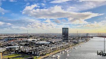 Apartment, 2 Bedrooms | City view