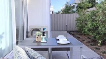 Apartment, 2 Bedrooms | Terrace/patio