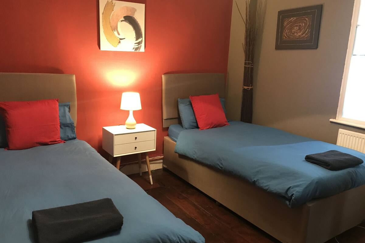 Twin kamer, gemeenschappelijke badkamer