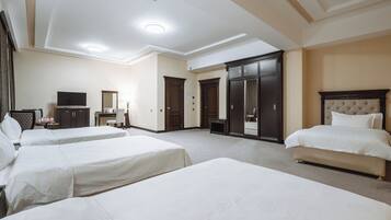 Standard Quadruple Room | Premium bedding, minibar, in-room safe, desk