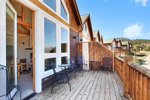 Condo, 2 Bedrooms | Balcony - Comanche Peak 39 2 Bedroom Condo by RedAwning (Estes Park)