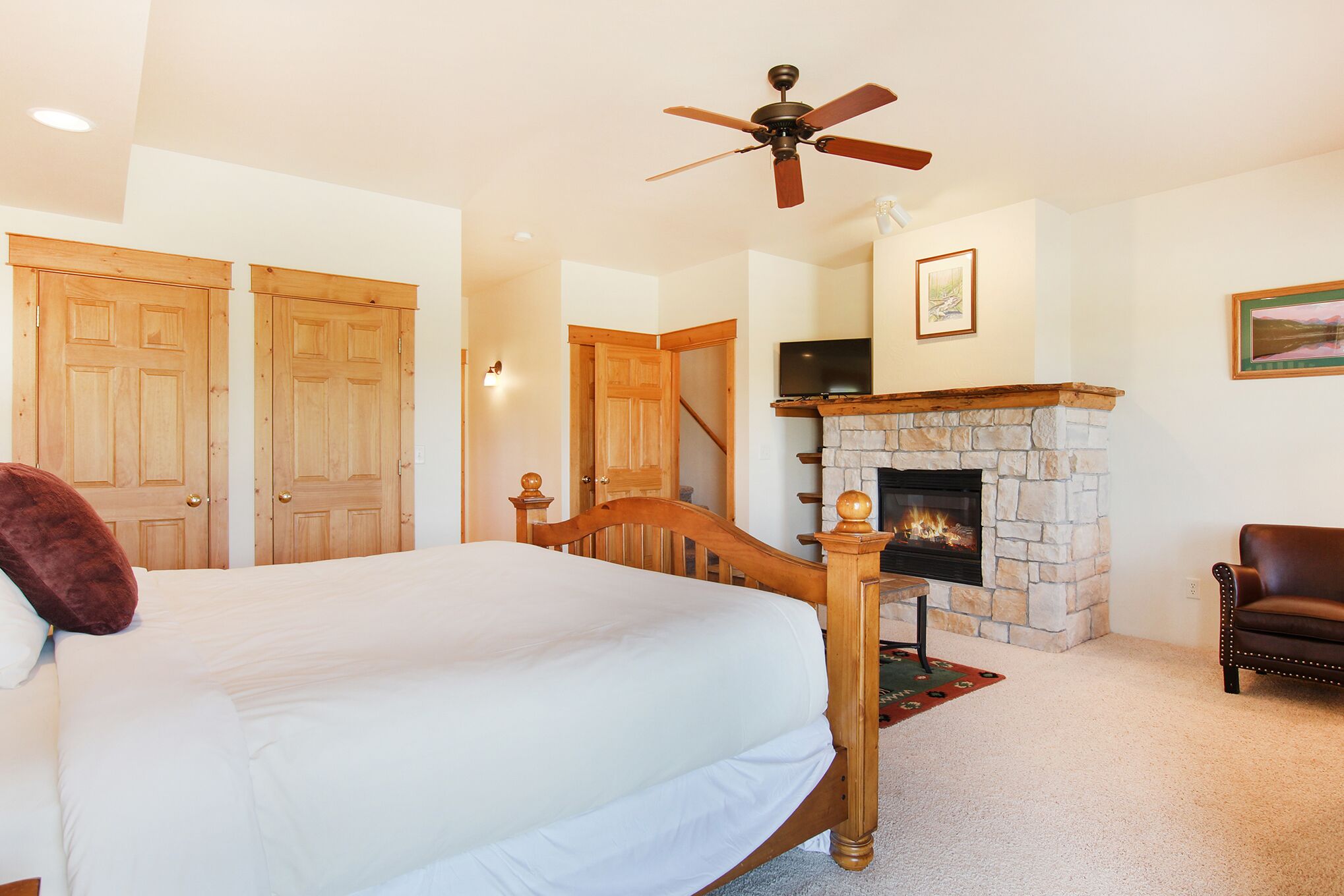 Condo, 2 Bedrooms