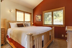 公寓式客房, 2 间卧室 | 2 多间卧室、办公桌、笔记本电脑工作区、熨斗/熨衣板