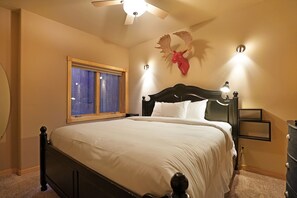 Condo, 2 Bedrooms | 2 bedrooms, desk, iron/ironing board, travel crib