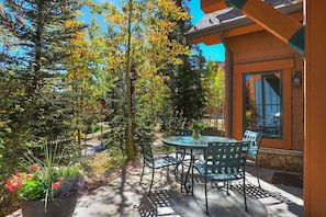 Townhome, 3 Bedrooms | Outdoor dining