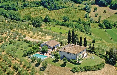 Lovely home in Barberino Val d'Elsa