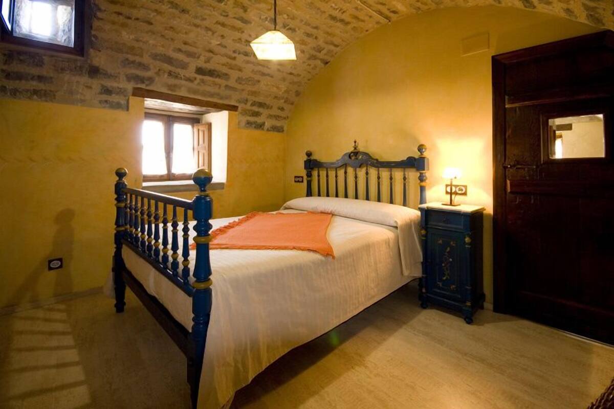 Rideaux occultants, chambres insonorisées, lits bébé (gratuits)