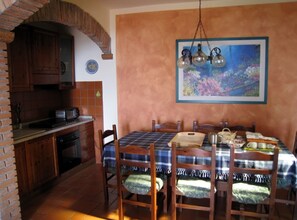 Apartamento, varias camas, no fumadores | Cocina privada | Frigorífico, horno y utensilios de cocina