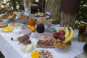 Petit déjeuner buffet compris tous les jours