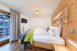 In-room safe, blackout curtains, iron/ironing board, free WiFi