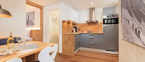 Apartment, 2 Bedrooms, Balcony (D) | Private kitchen | Fridge, microwave, oven, stovetop