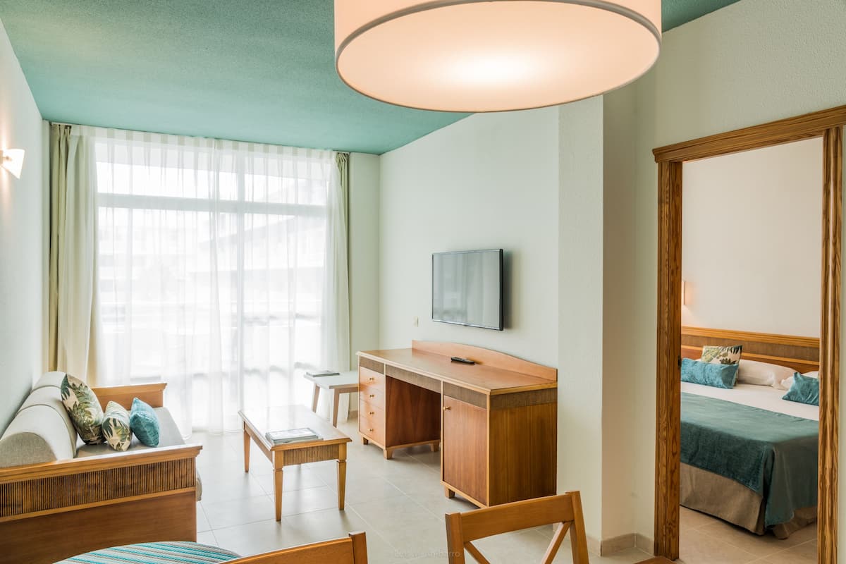 1 slaapkamer, luxe beddengoed, een minibar, een kluis op de kamer