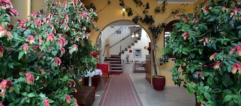 Villa Eleni Apartments