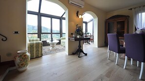 Villa, 3 Bedrooms | Room amenity - Villa Le Rondini (San Godenzo)
