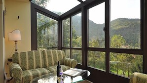 Villa, 3 Bedrooms | Living area - Villa Le Rondini (San Godenzo)