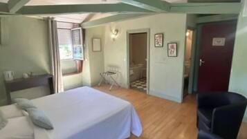 Wifi gratis y ropa de cama