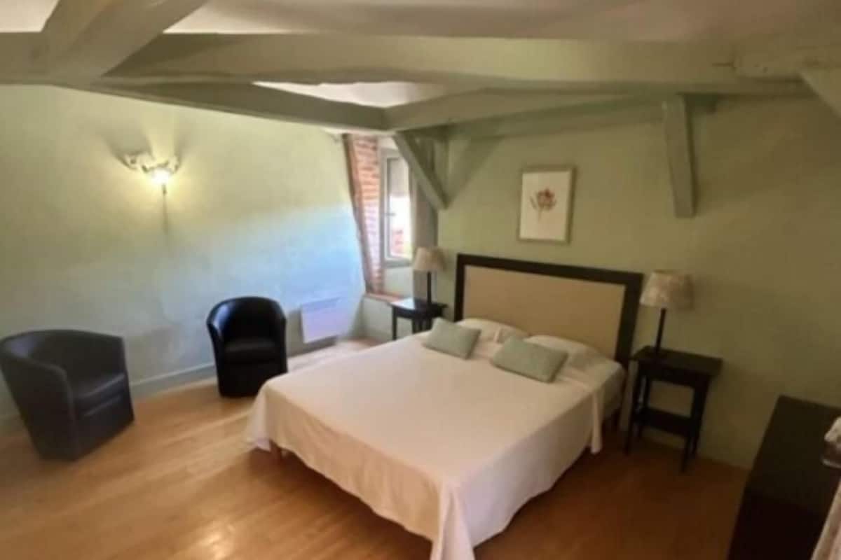 Room, Garden View | WiFi (free), bed sheets