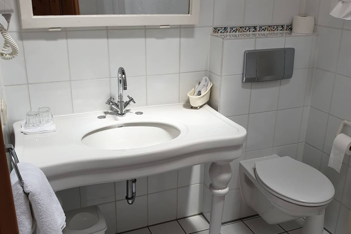 free toiletries, hair dryer, towels