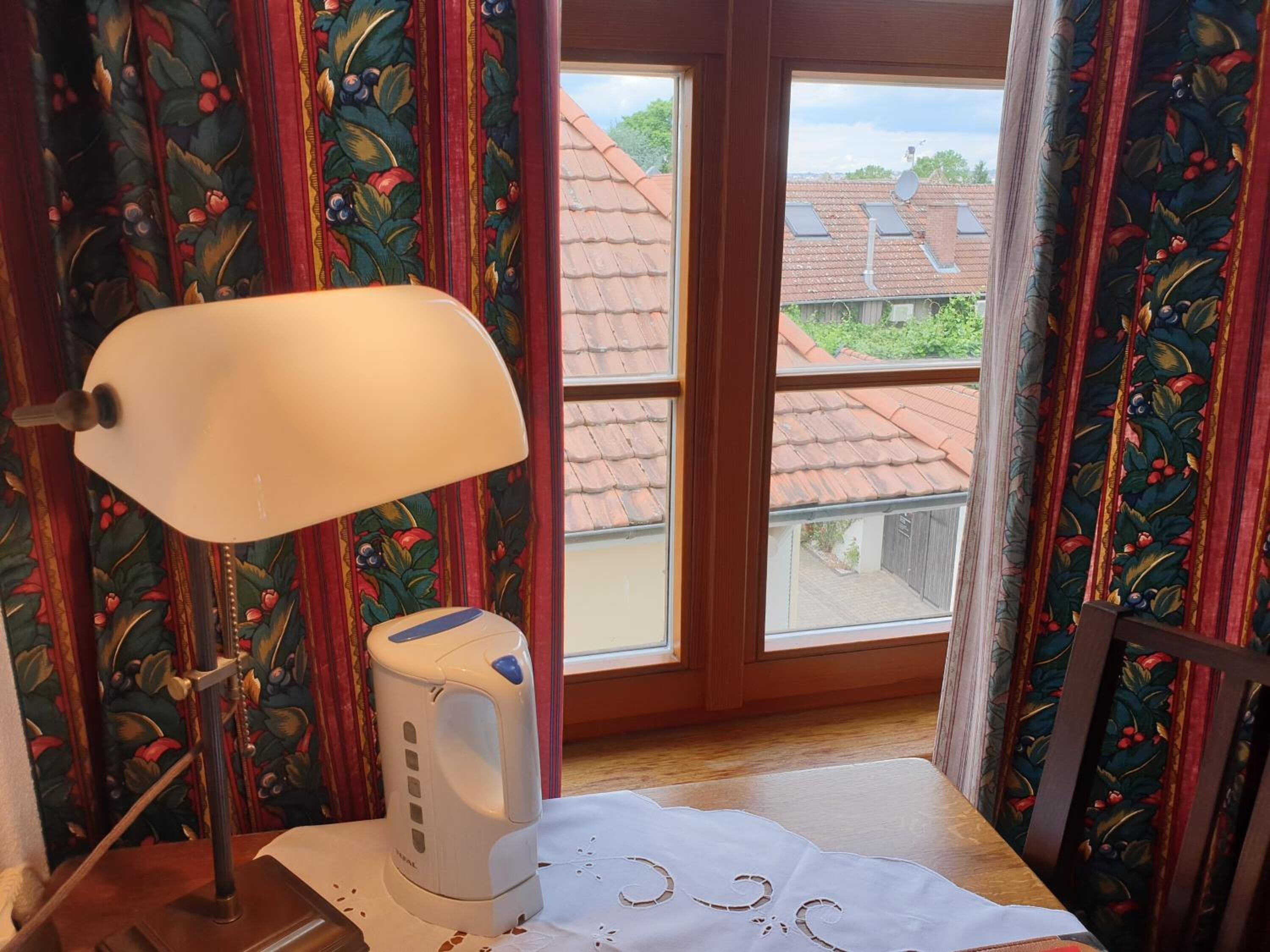 individually furnished, desk, free cots/infant beds, free wifi