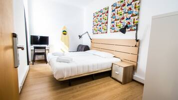 Classic Double Room, 2 Twin Beds, Shared Bathroom | Blackout drapes, iron/ironing board, free WiFi, bed sheets