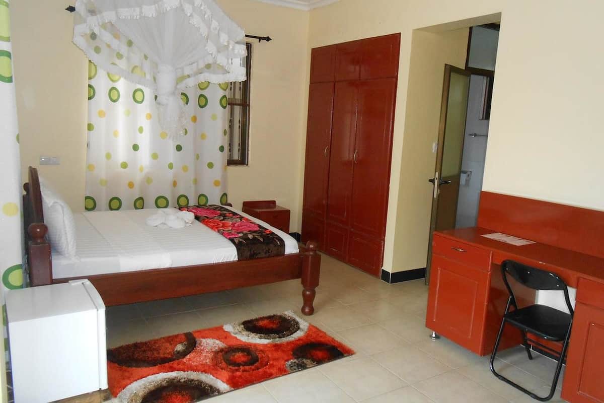 Chambre Luxe | Minibar, bureau, Wi-Fi gratuit, draps fournis