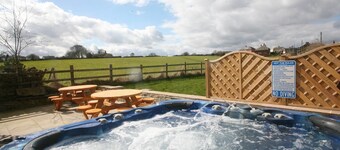 Large Luxury Self-Catering Barn