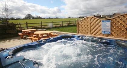 Large Luxury Self-Catering Barn