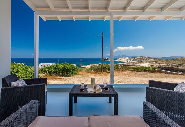 Terrace/patio - Mandrakia Totally Sea View House (Milos)