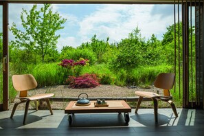 Tempat makan outdoor