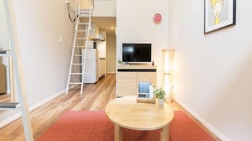 Standard-huone | Yksilöllisesti sisustettu, yksilöllisesti kalustettu, ilmainen Wi-Fi