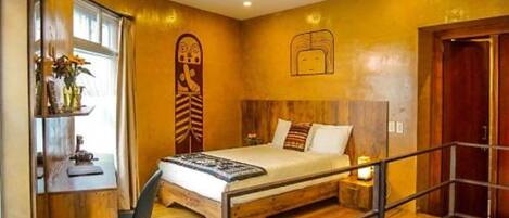 Caja de seguridad en la habitación y decoración personalizada