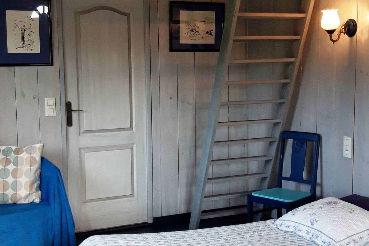 Standard-Doppelzimmer, Zwischengeschoss (Julia) | Schreibtisch, Verdunkelungsvorhänge, Bügeleisen/Bügelbrett
