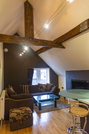 Luxe appartement | Woonruimte | Flatscreentelevisie