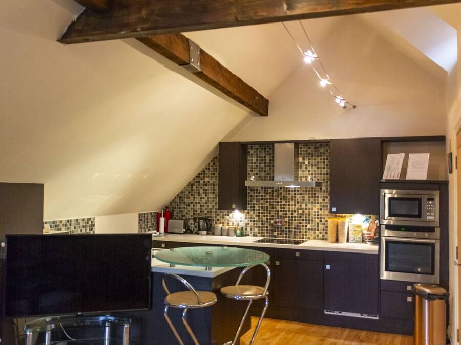 Luxury-Apartment | Wohnbereich | Flachbildfernseher