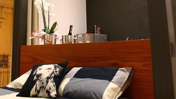 Blackout drapes, WiFi (free), bed sheets - B&B Fabricanovantacinque (Trani)