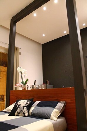 Rideaux occultants, Wi-Fi gratuit, draps fournis