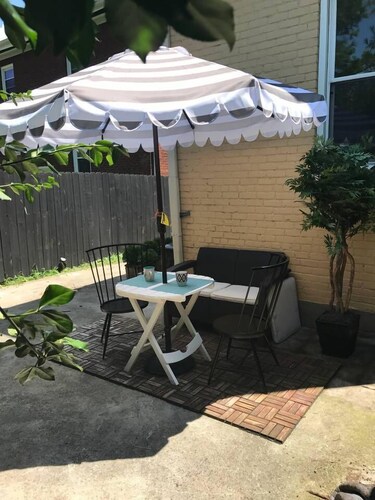 Farmhouse Escape 1 Bedroom Apartment
